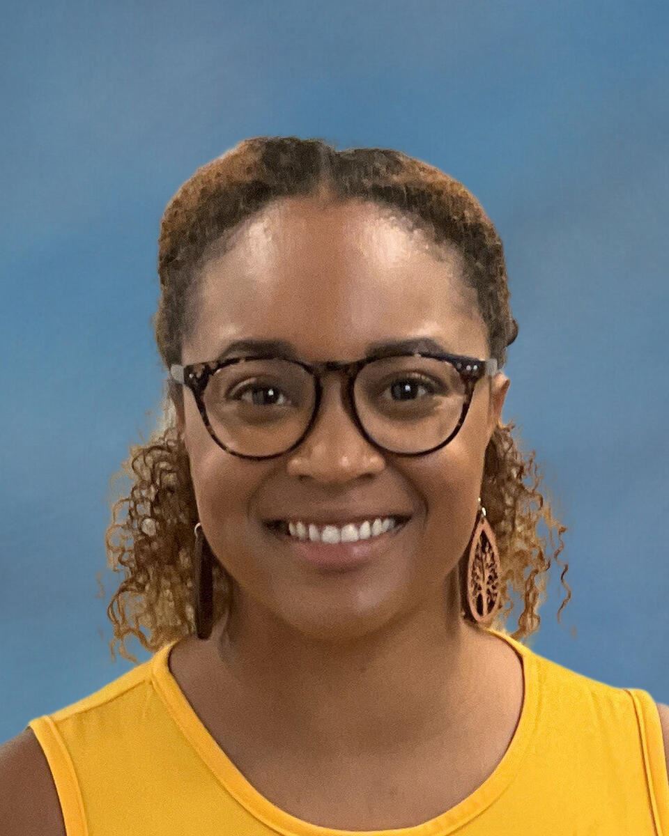 Dará Fenner - Dean of Students